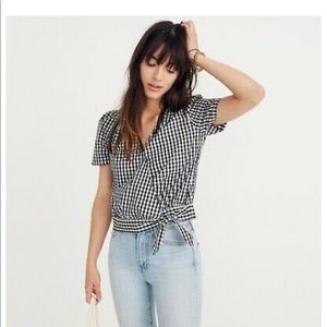 Madewell short Sleeve wrap top